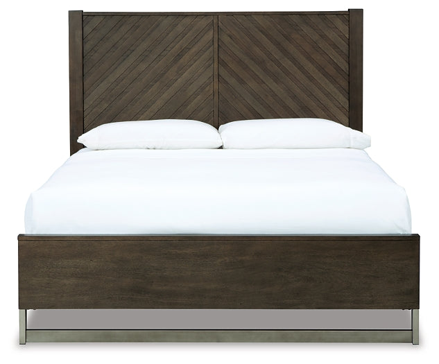 Arkenton  Panel Bed