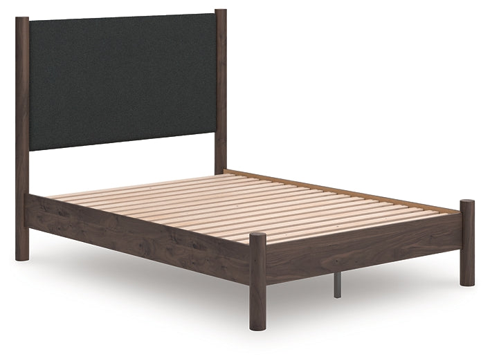 Pamytta  Upholstered Panel Platform Bed