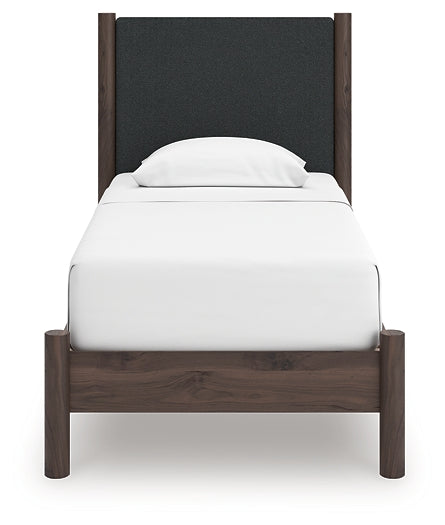 Pamytta  Upholstered Panel Platform Bed