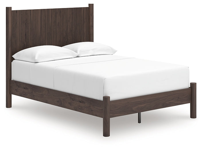 Pamytta  Panel Platform Bed