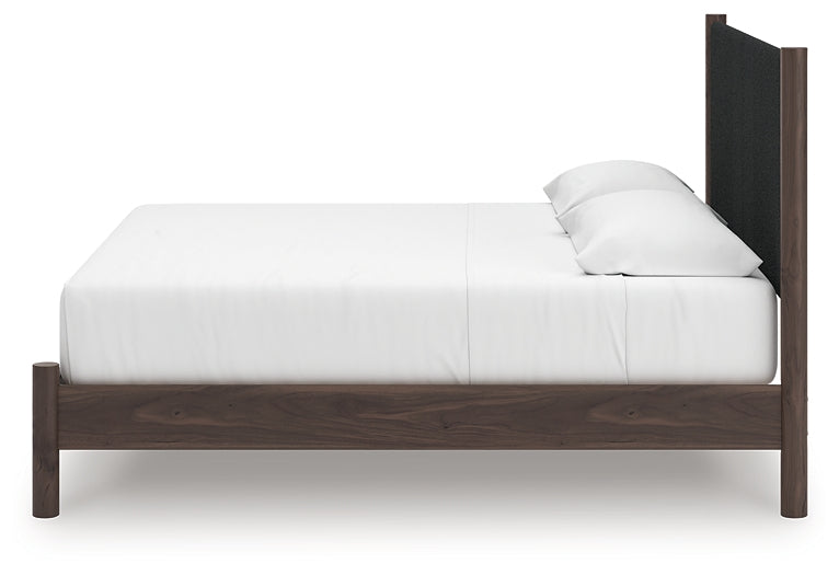 Pamytta  Upholstered Panel Platform Bed