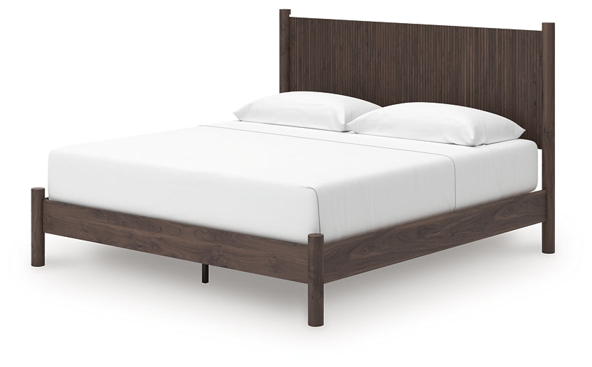 Pamytta  Panel Platform Bed