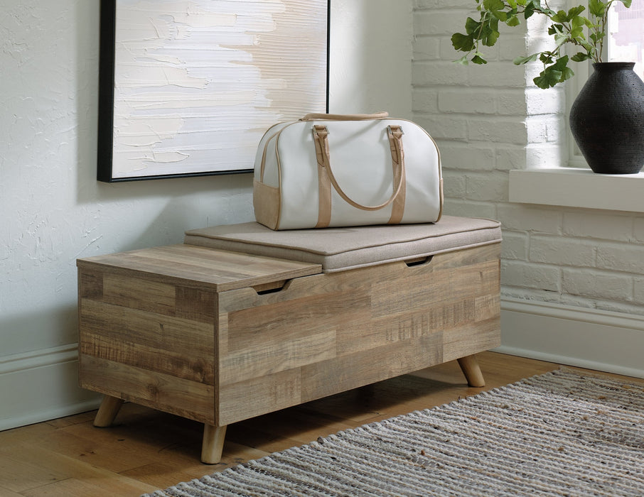 Gerdanet Storage Bench Huntsville Furniture Outlet