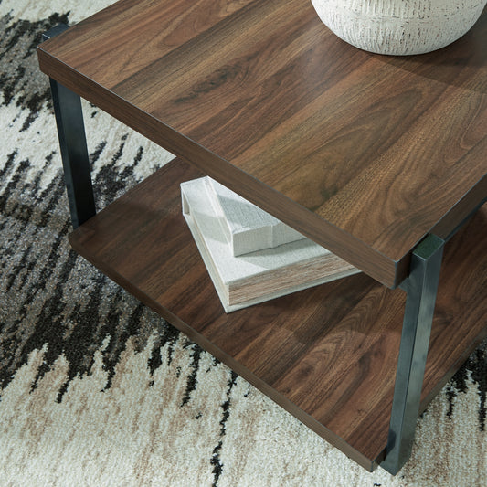 Trindwick End Table (1/CN)