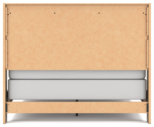 Elbrim Queen Panel Bed