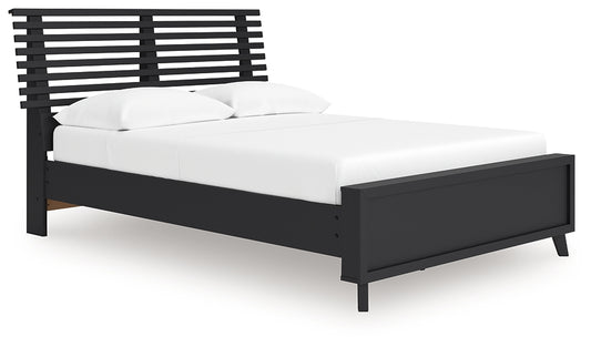 Danziar Full Slat Panel Bed