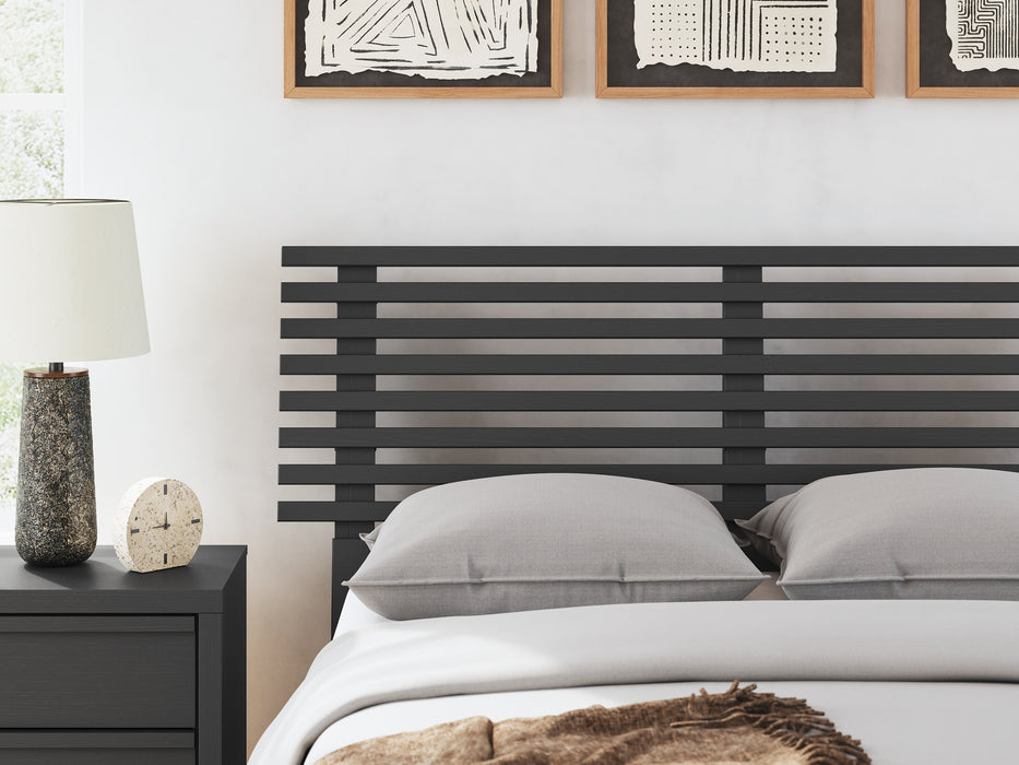 Danziar Full Slat Panel Bed