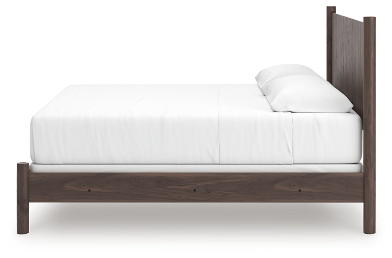 Pamytta  Panel Bed