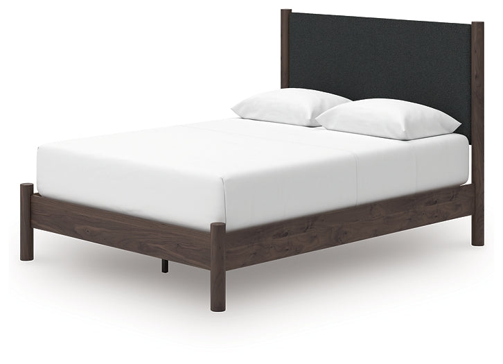 Pamytta  Upholstered Panel Platform Bed