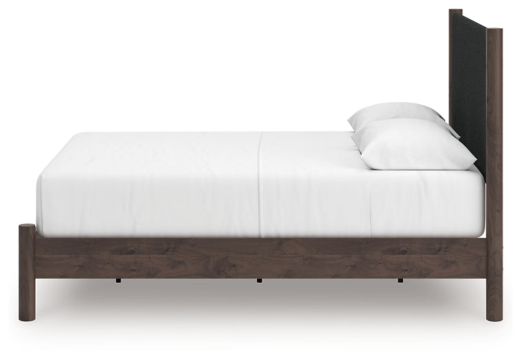 Pamytta  Upholstered Panel Platform Bed