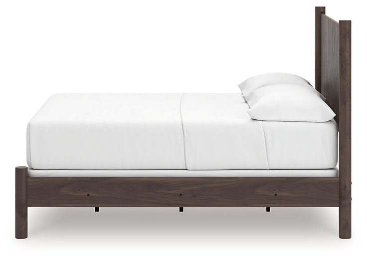 Pamytta  Panel Bed