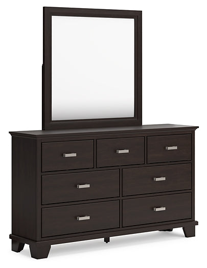 Covetown California King Panel Bed with Mirrored Dresser and Chest