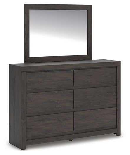 King Panel Bed with Mirrored Dresser