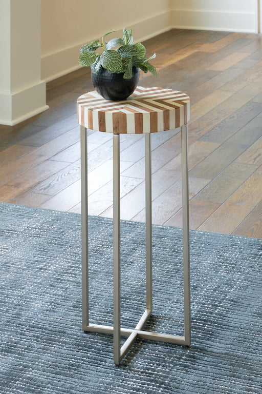 Cartley Accent Table Huntsville Furniture Outlet