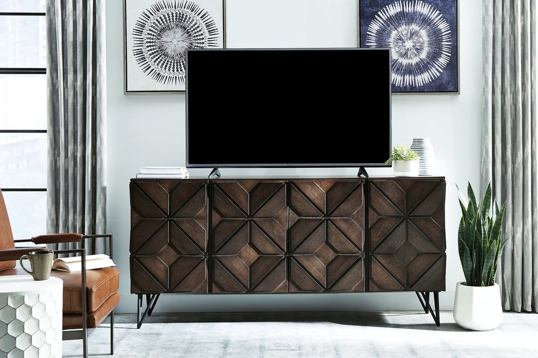 Chasinfield Extra Large TV Stand Huntsville Furniture Outlet