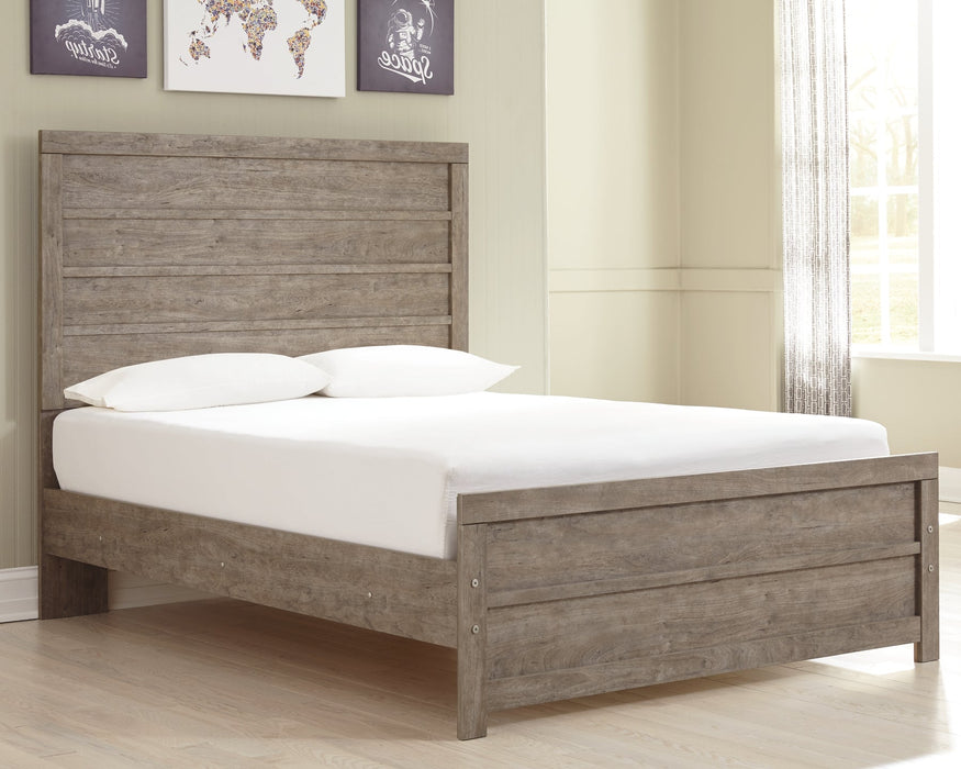 Culverbach Full Panel Bed with Mirrored Dresser Huntsville Furniture Outlet