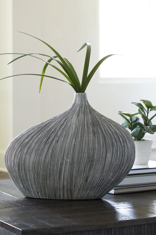 Donya Vase Huntsville Furniture Outlet