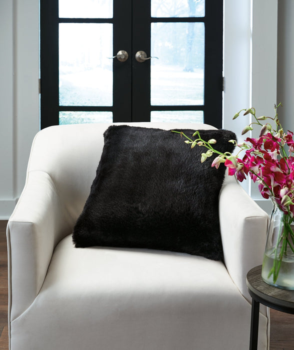 Gariland Pillow Huntsville Furniture Outlet