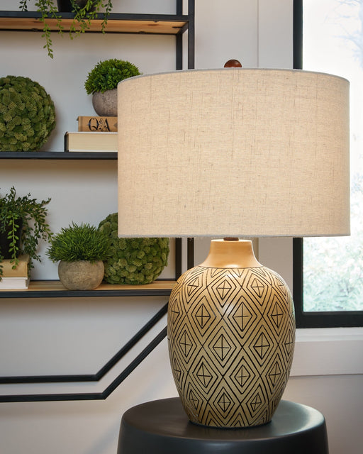 Jairgan Poly Table Lamp (2/CN) Huntsville Furniture Outlet