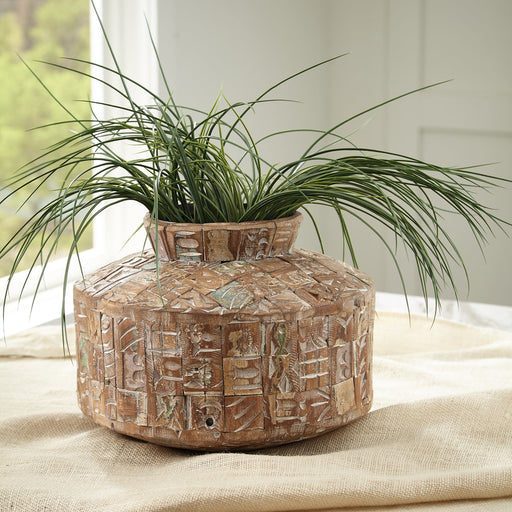 Meltland Vase Huntsville Furniture Outlet
