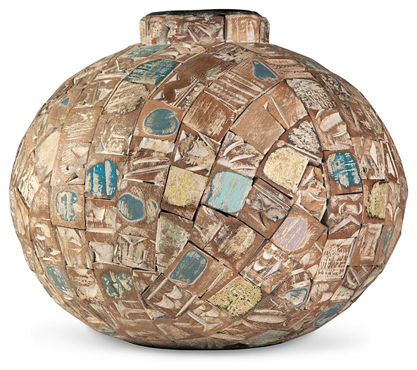 Meltland Vase Huntsville Furniture Outlet