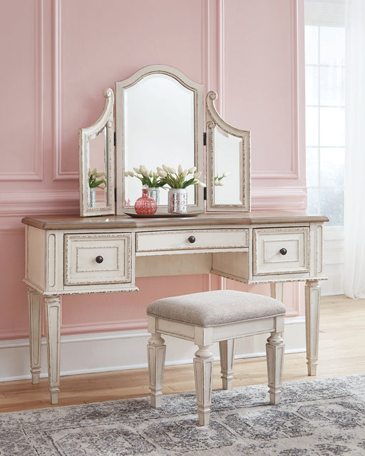 Realyn Vanity/Mirror/Stool (3/CN) Huntsville Furniture Outlet