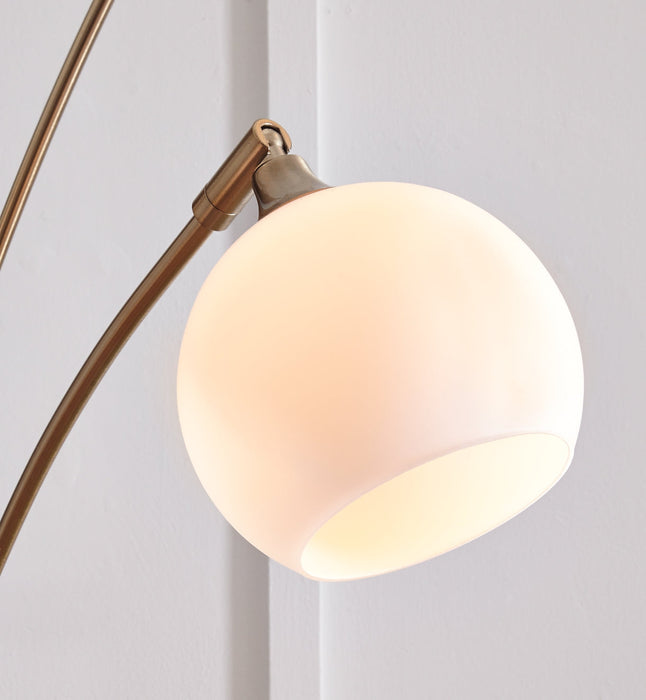 Taliya Metal Arc Lamp (1/CN) Huntsville Furniture Outlet