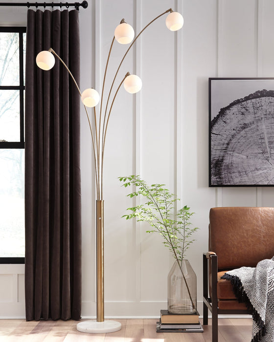 Taliya Metal Arc Lamp (1/CN) Huntsville Furniture Outlet
