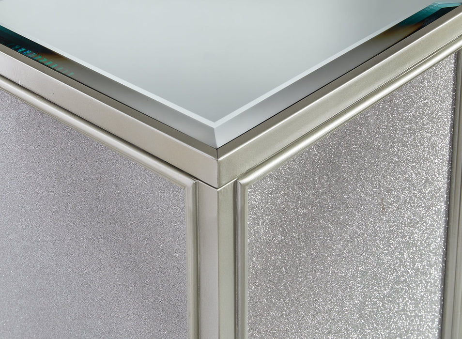 Traleena Nesting End Tables (2/CN) Huntsville Furniture Outlet