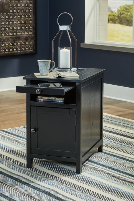 Treytown Chair Side End Table Huntsville Furniture Outlet